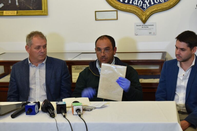 Museo De Florida prestan documento que certifica 213 años