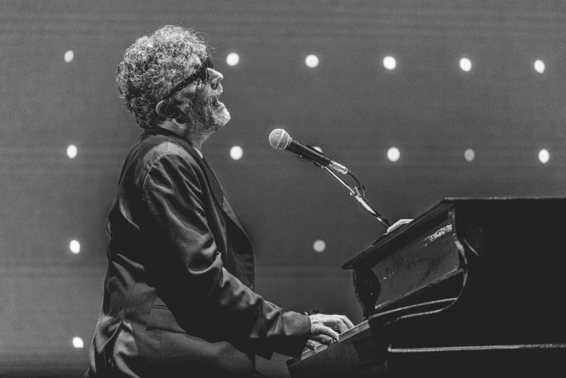 Fito Páez reprograma show en Uruguay por recomendación médica