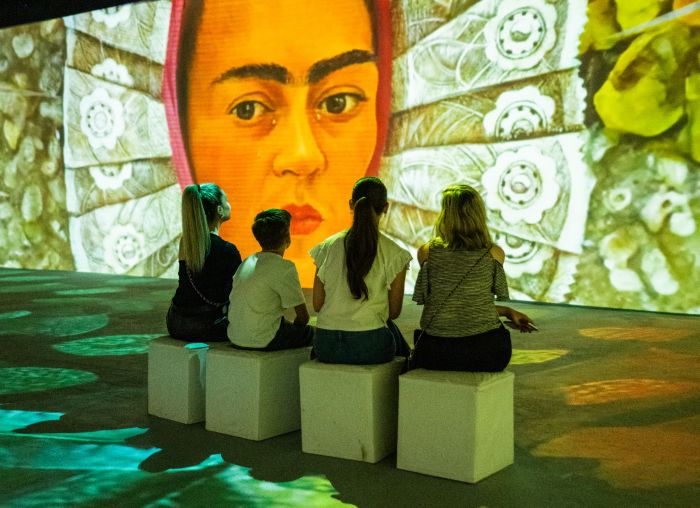 Experiencia Sensorial de Frida Kahlo en Punta Shopping extiende su temporada y suma imperdibles novedades