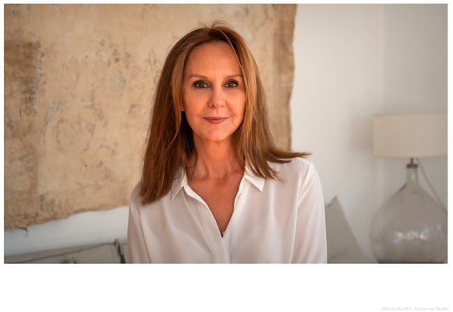 El 26 de marzo Planeta lanza nueva novela de María Dueñas «Por si un día volvemos»